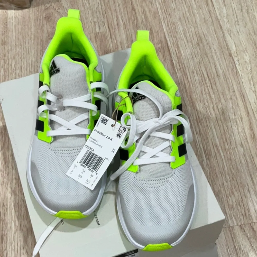 Adidas Kids Sneakers - Neon Yellow and Gray - Picture 2 of 6
